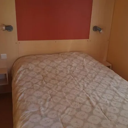 Natur Camping Bungalow T3 - 8 度假居 帕塔亚什